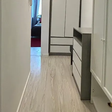 Sunny Heaven Apartment *